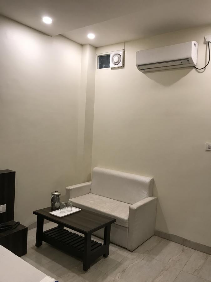 Hotel City Palace 乌贾因 外观 照片